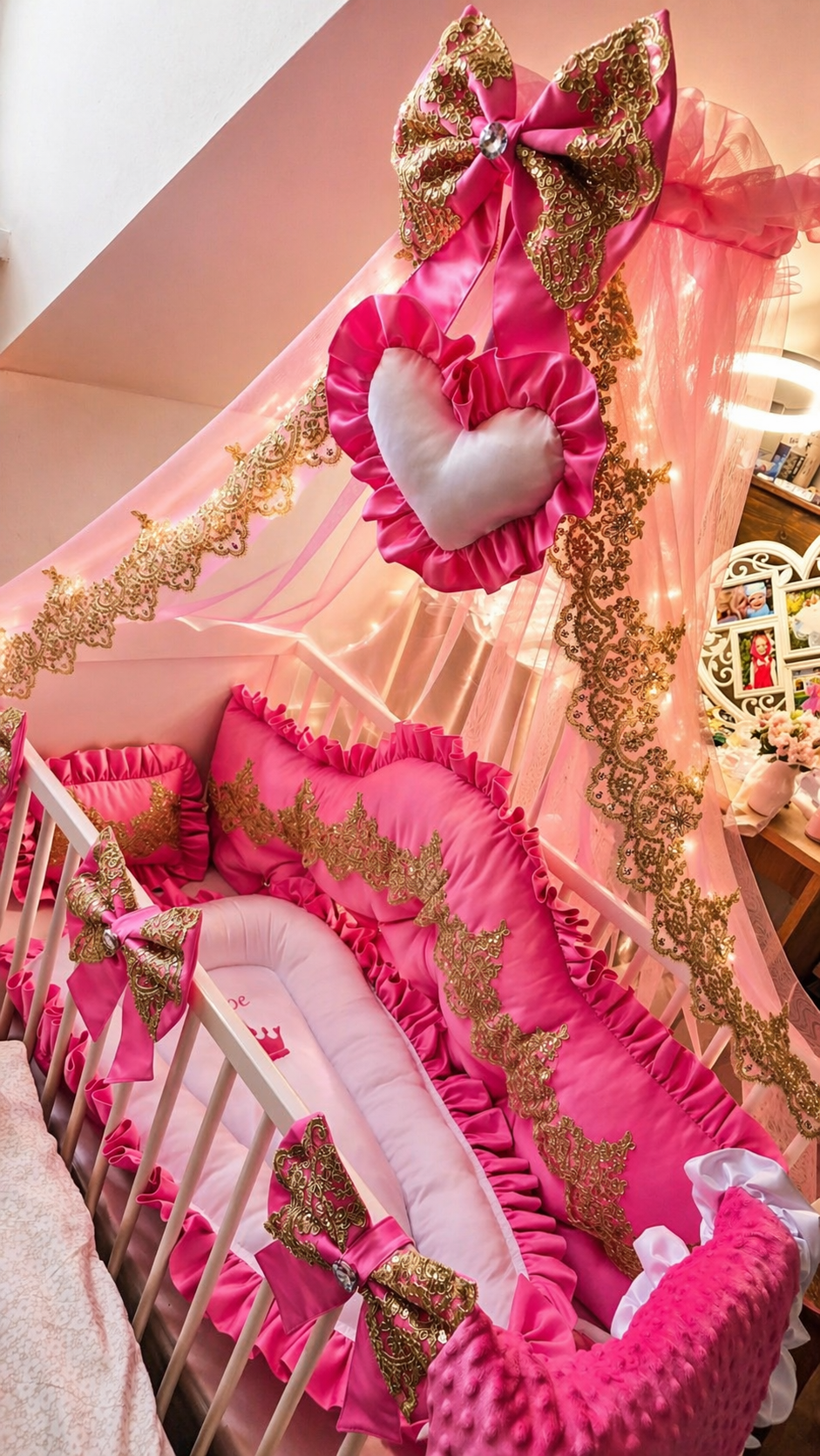 Komplet do postieľky Princess Dream v cyklámenovej farbe so zlatou